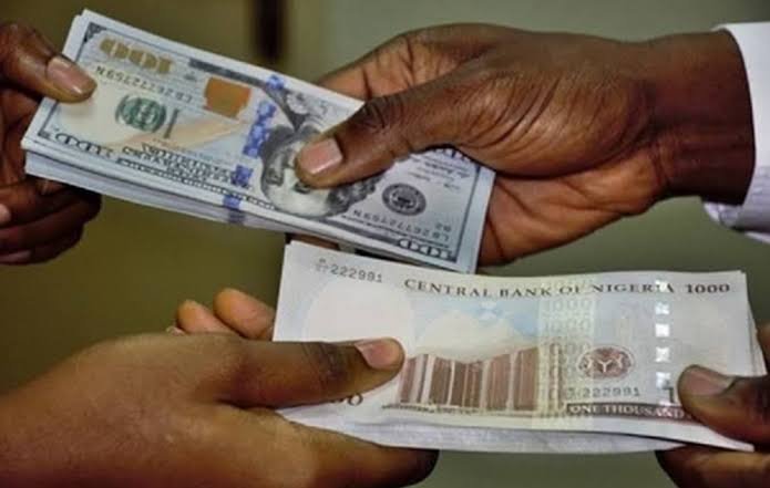 Central Bank of Nigeria Orders Banks To Pay In Naira To Diaspora Remittance. 